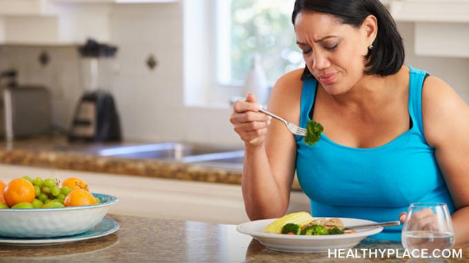 האם אתה רוצה להפסיק לאכול זלילה, להפסיק לאכול אכילת יתר? סמוך על HealthyPlace למידע על קבלת עזרה לאכילה זלילה וכיצד להפסיק אכילה זלילה.