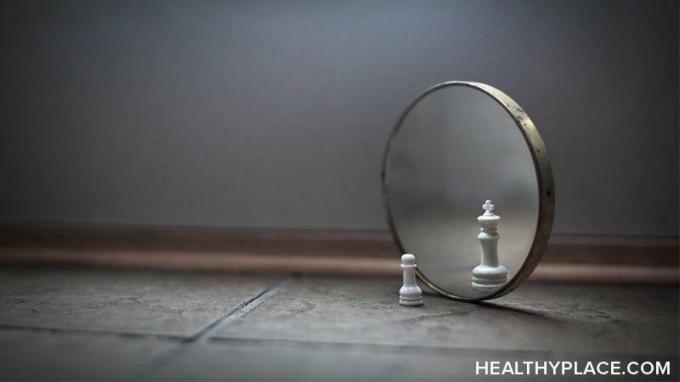 ההערכה העצמית שלך משפיעה על בריאותך הנפשית, כך ששיפור אחד יעזור לאחר. למד שתי דרכים לעשות זאת ב- HealthyPlace.